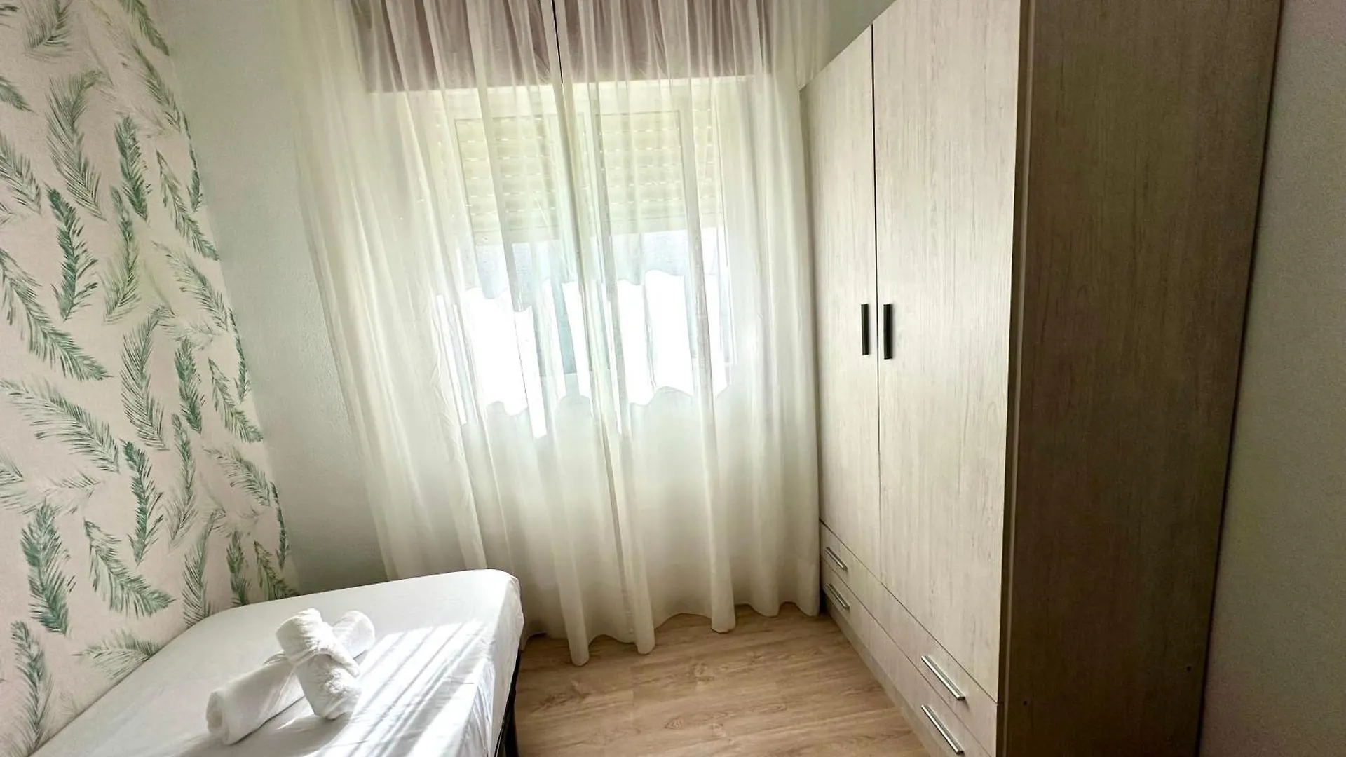 Exclusivo En Avenida Ortega Y Gasset Malaga